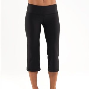 NWT Lululemon Groove Crop Pant